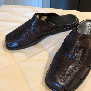 Men’s slip on leather open weave sandals